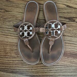 Tory Burch size 8.5 GUC